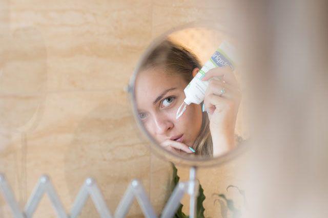 8 Kandungan Skincare untuk Kulit Sensitif, Jangan Asal Pilih
