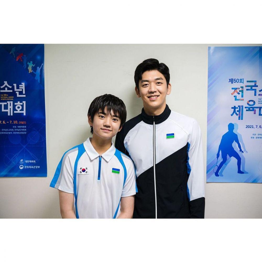 9 Potret Atlet Lee Yong Dae Jadi Kameo di Drama Racket Boys