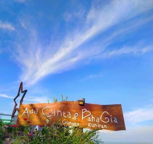 Tempat wisata dijual di Kulon Progo. Instagram/gunungkuniranofficial