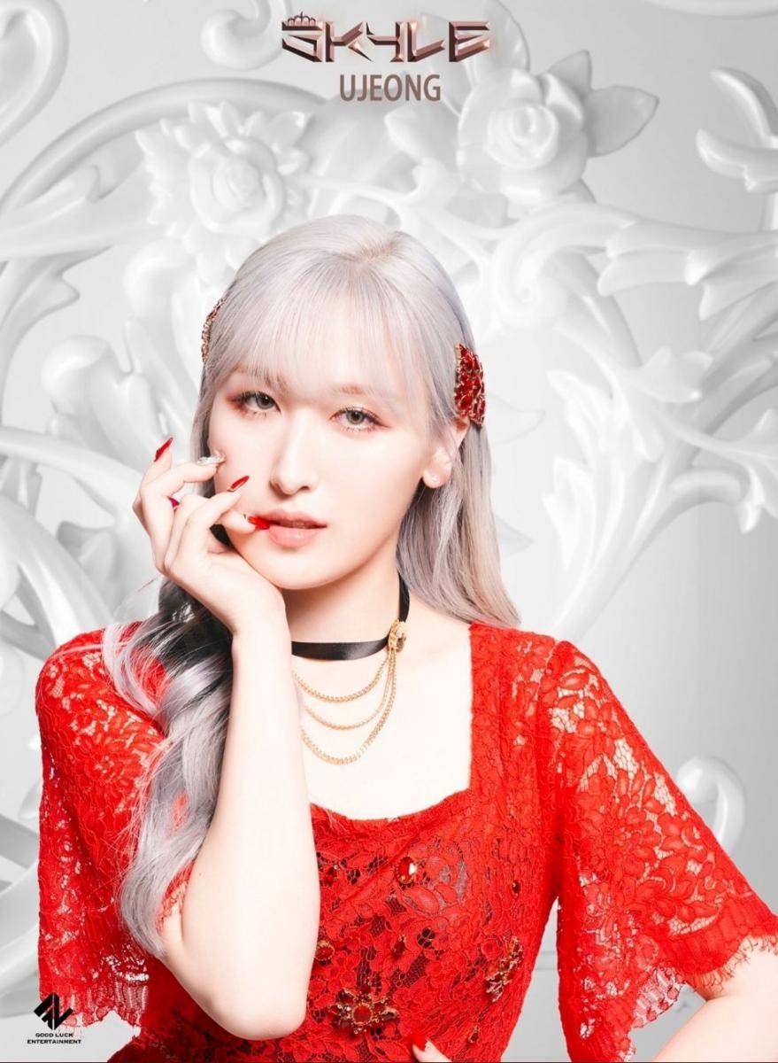 Ujeong SKYLE (twitter.com/official_skyle)