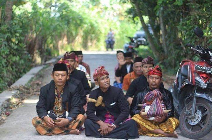 Sorong Serah Ajikrama dilakukan sebelum acara Nyongkolan/Instagram