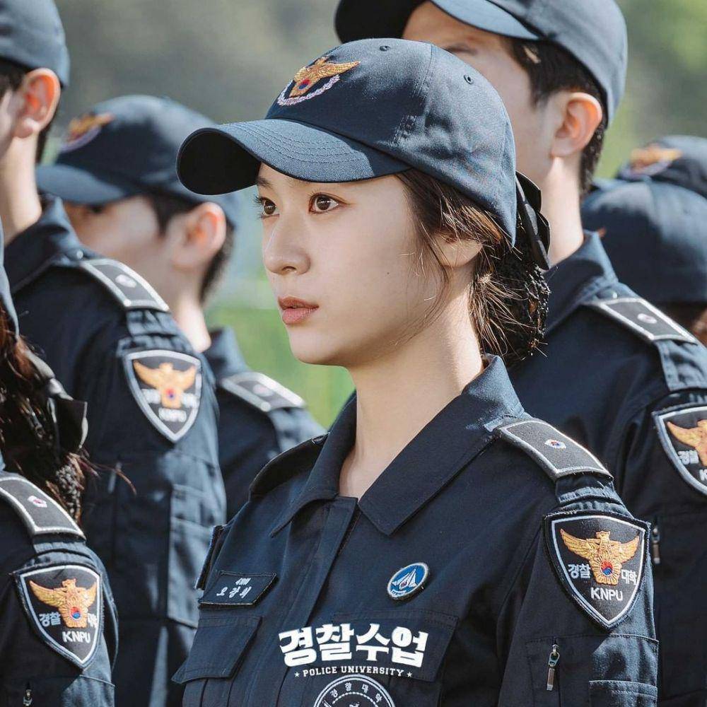 potret peran Krystal di drama Police University (instagram.com/kbsdrama)