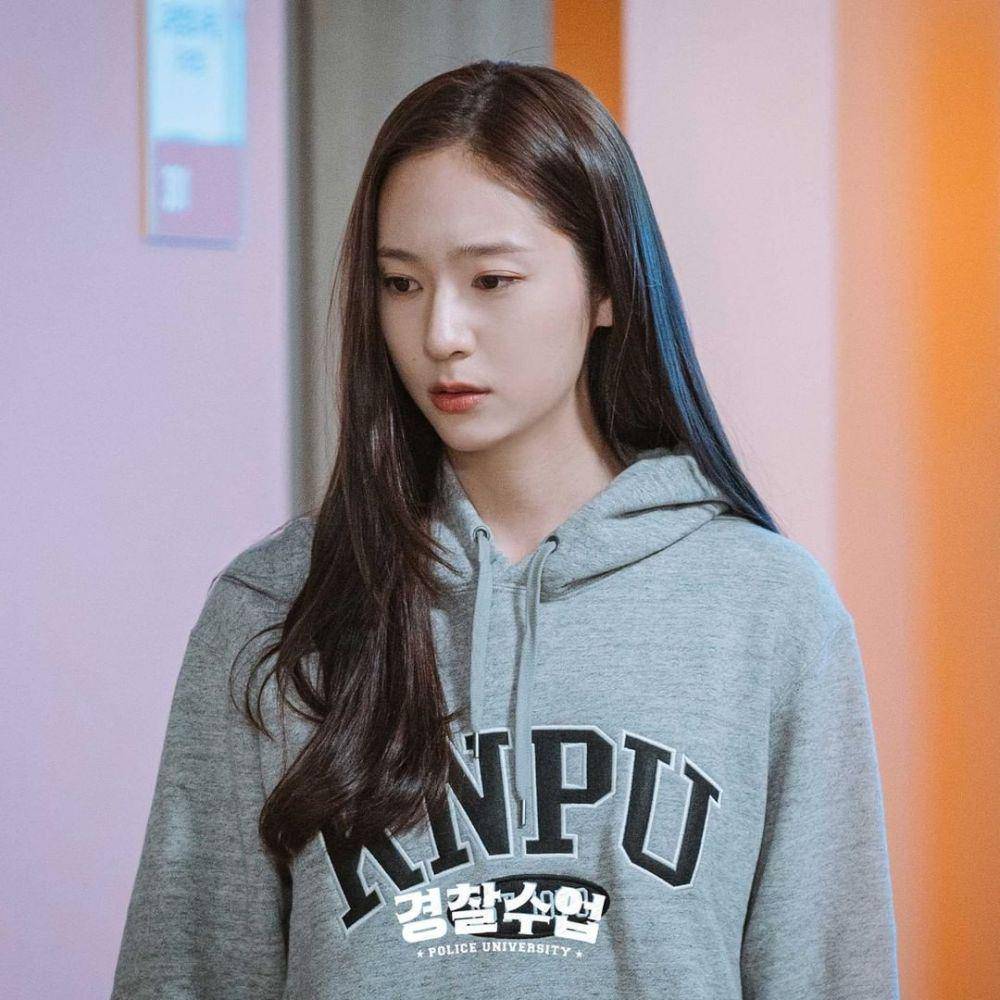 potret peran Krystal di drama Police University (instagram.com/kbsdrama)