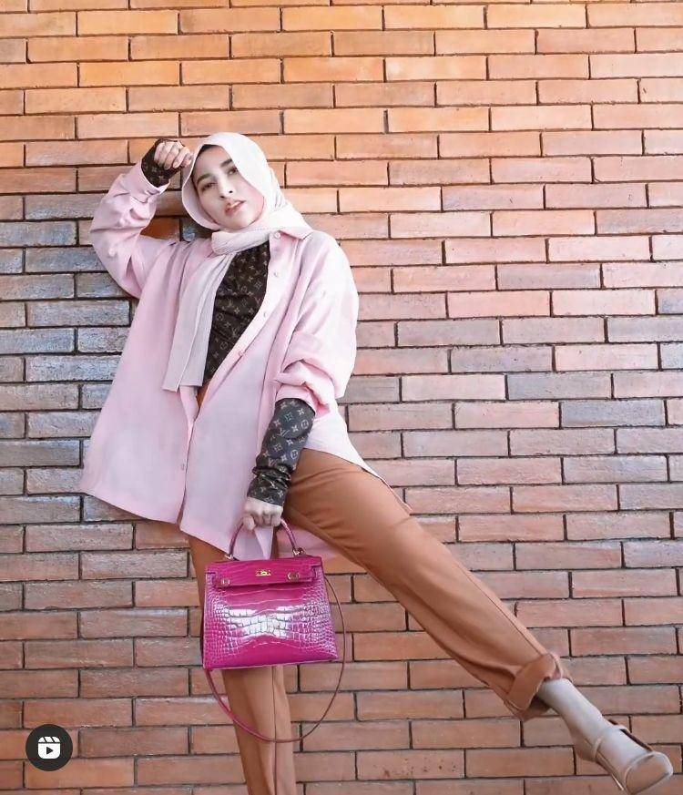 Shandy hijab (Instagram.com/shandypurnamasari)