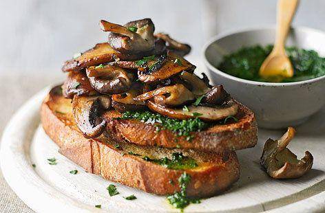ilustrasi mushroom bruschetta (realfood.tesco.com)