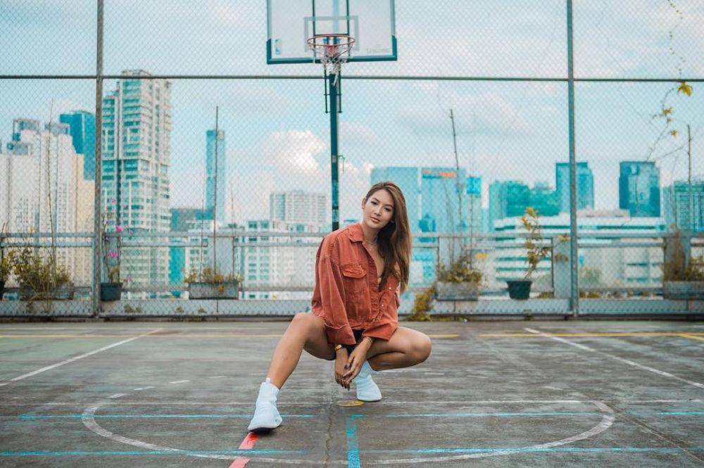 9 Potret Menawan Maria Selena yang Kini Menetap di Bali