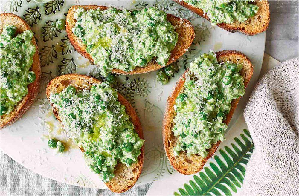 ilustrasi pea bruschetta (realfood.tesco.com)
