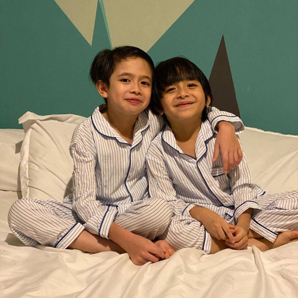 Jenoah Iverson Saba dan Caleb Iverson Saba (instagram.com/verlitaevelyn)