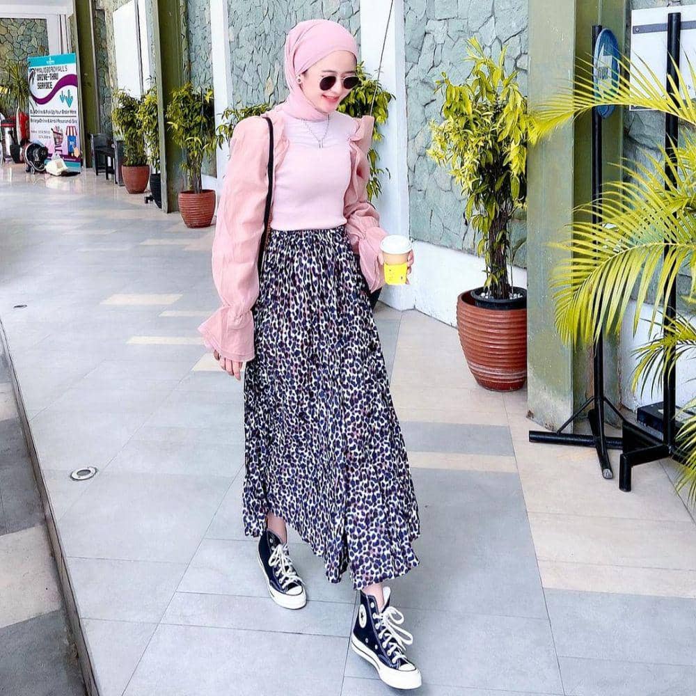 Padu padan rok ala Miara (instagram.com/mia_raaa)