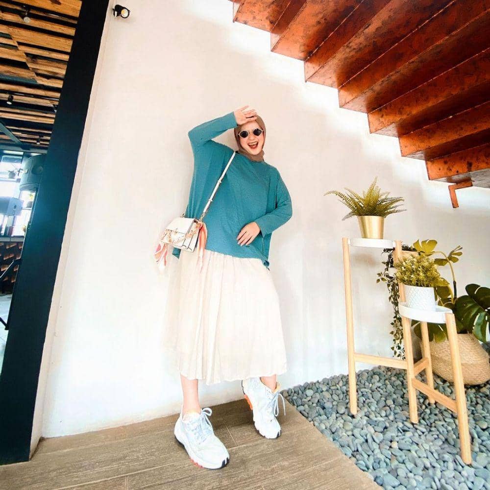 Padu padan rok ala Miara (instagram.com/mia_raaa)