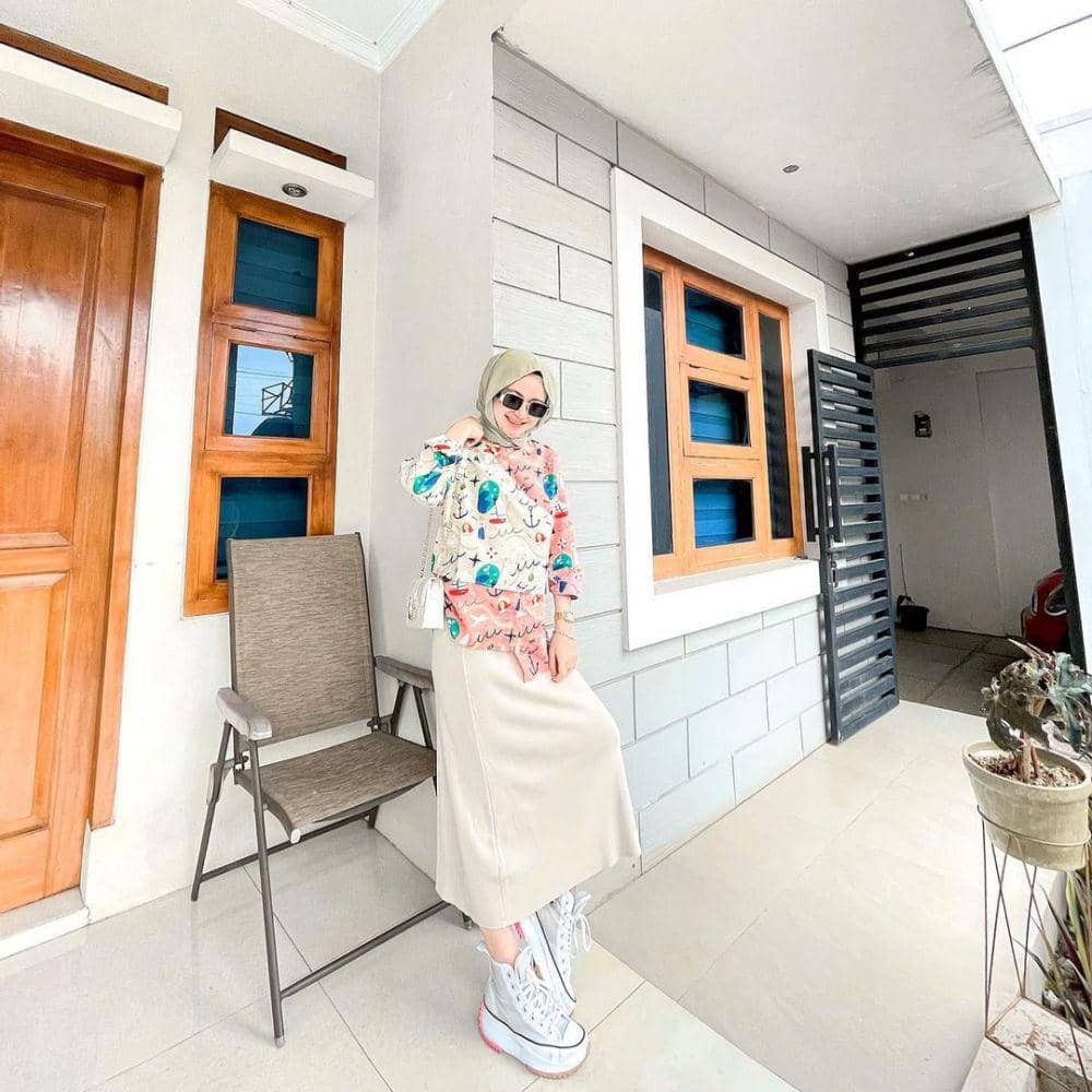 Padu padan rok ala Miara (instagram.com/mia_raaa)