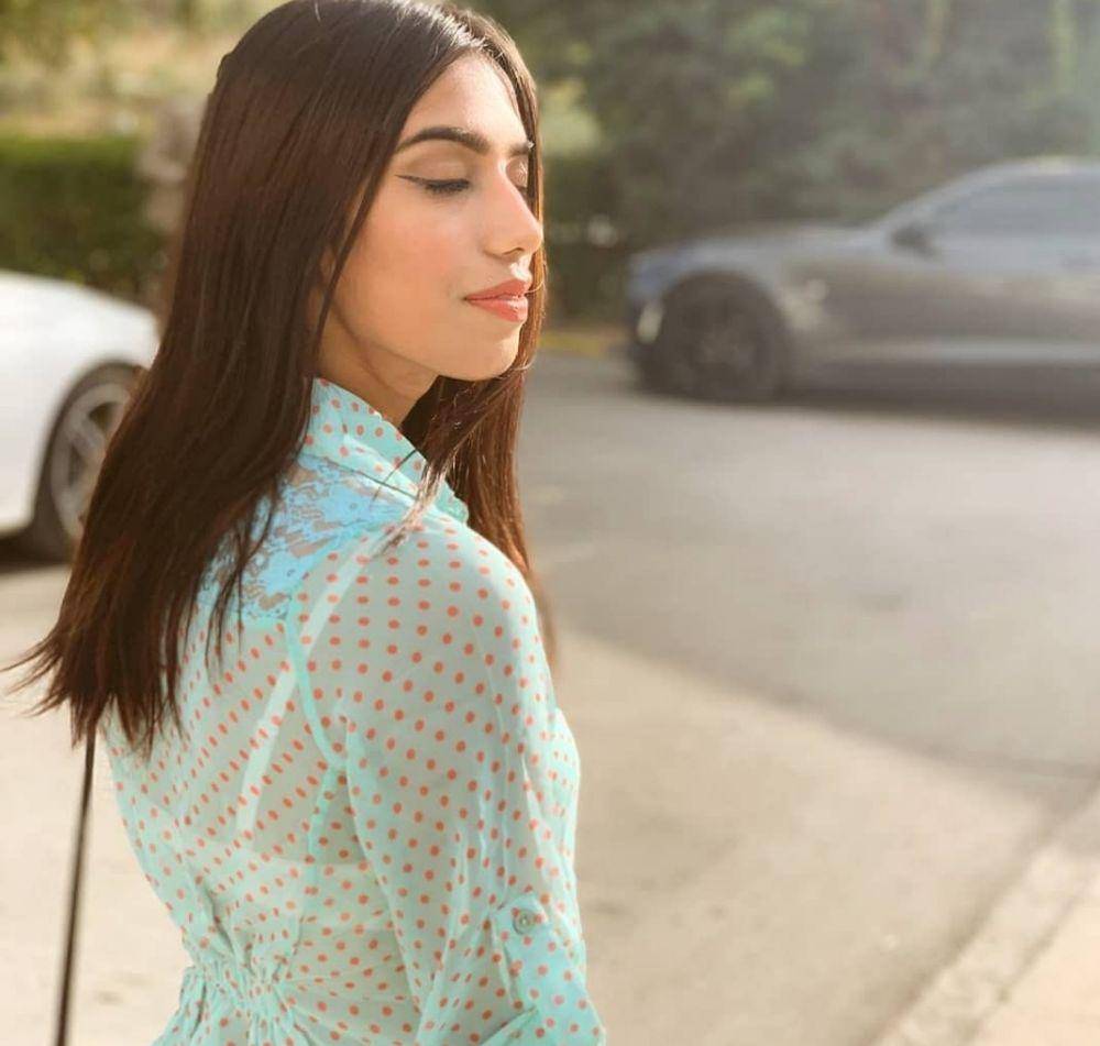 Aina Qureishi (Instagram.com/ainaqureishi)