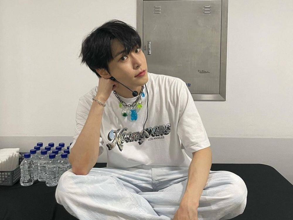 Doyoung (instagram.com/do0_nct)