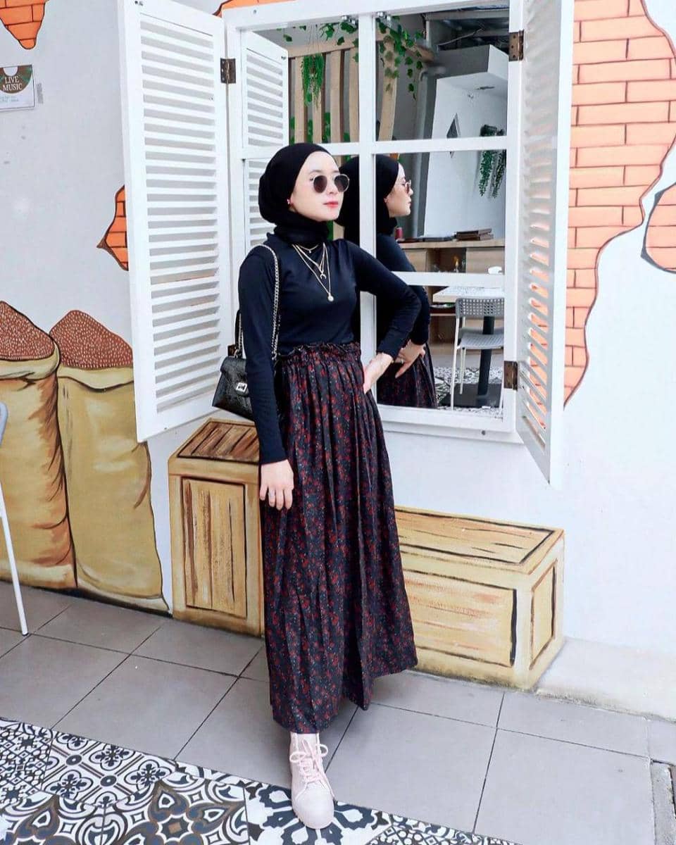 Padu padan rok ala Miara (instagram.com/mia_raaa)