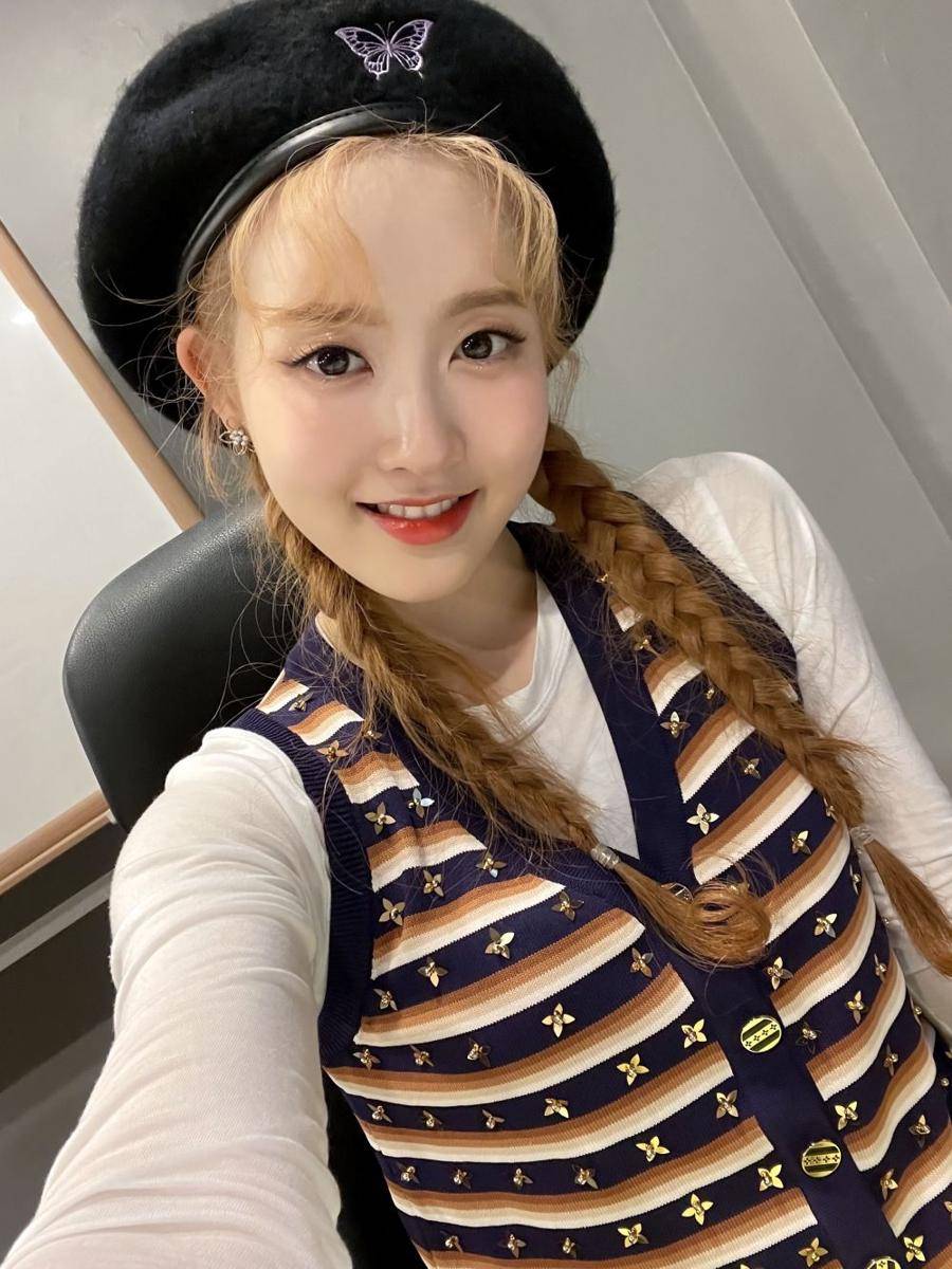 Sieun STAYC (twitter.com/STAYC_official)