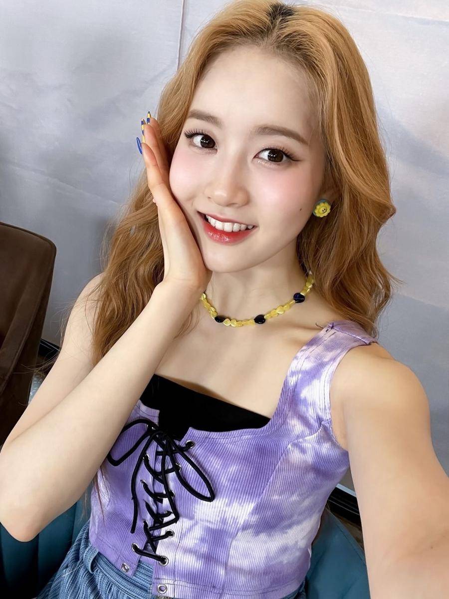 Sieun STAYC (twitter.com/STAYC_official)