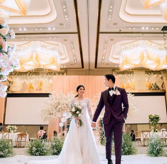 Kemesraan Greysia Polii dan suami (instagram.com/felixdjimin)