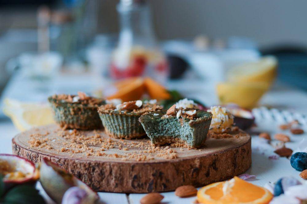 illustrasi makanan manis (unsplash.com/Toa Heftiba)
