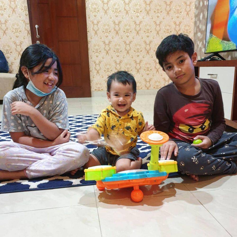 Muhammad Al Fatih Fabrizio Kurniawan dan Naira Syabila Azzahra Kurniawan (instagram.com/tommykurniawann)