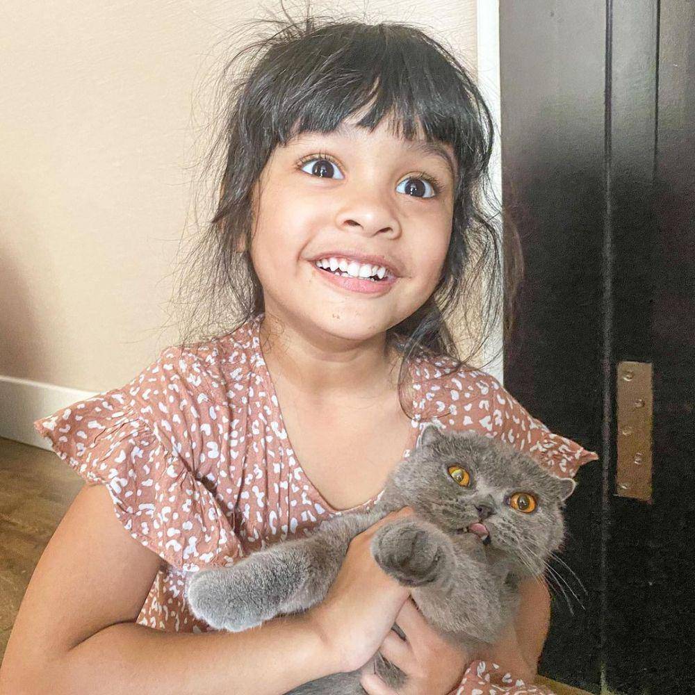 potret Hawa dan hewan peliharaan (instagram.com/shireensungkar)