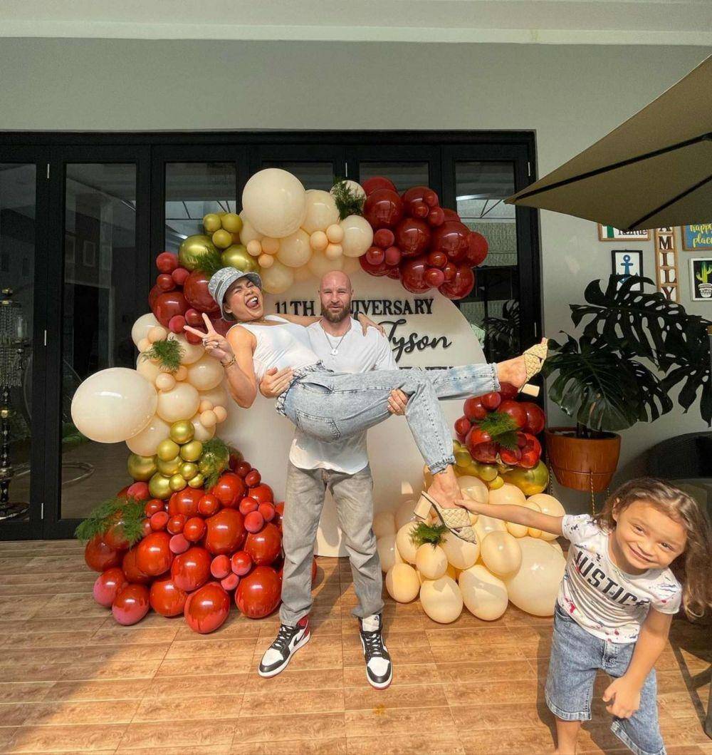 11th anniversary Melaney Ricardo (Instagram.com/melaney_ricardo/)