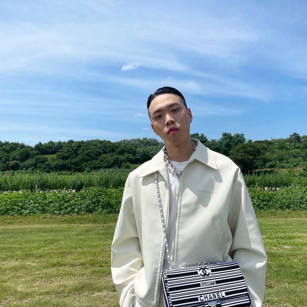 Akan Jalani Wajib Militer, 9 Fakta Rapper BewhY yang Rilis Album Baru