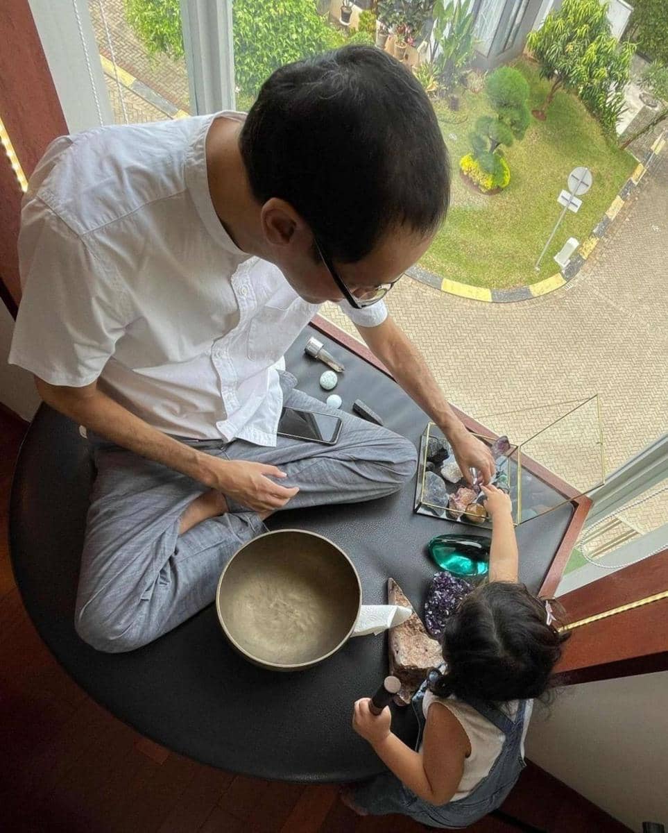 Mini memorial keluarga Sharena Delon untuk sang ayah (Instagram.com/mrssharena/)