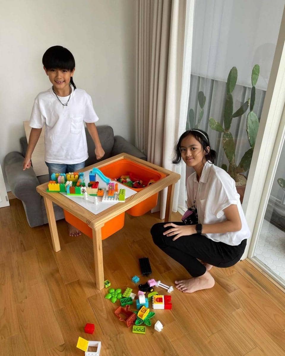 Mini memorial keluarga Sharena Delon untuk sang ayah (Instagram.com/mrssharena/)