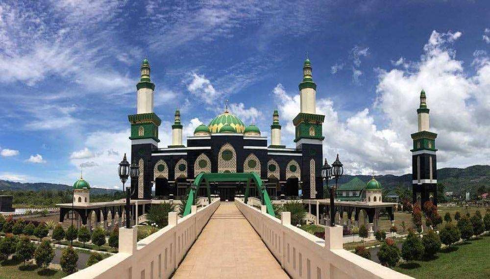 Masjid Agung Sultan Abdullah (instagram.com/hitzz.bengkulu)