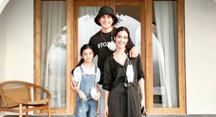 Anak Beranjak ABG, 10 potret Bahagia Keluarga Kecil Vino G. Bastian