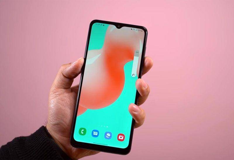 Samsung Galaxy M12 (androidinfotech.com)