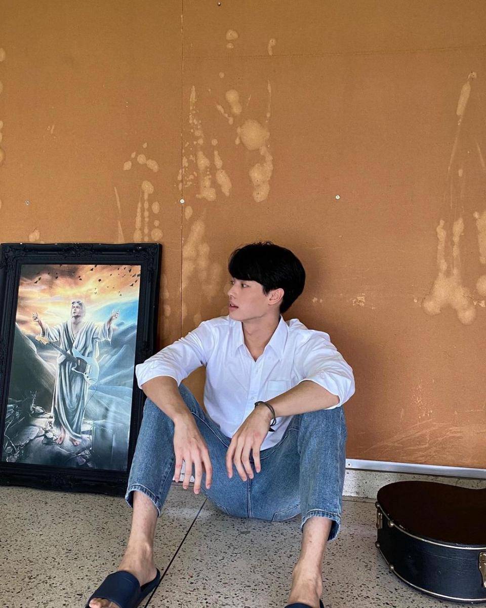 Win Metawin (instagram.com/winmetawin)