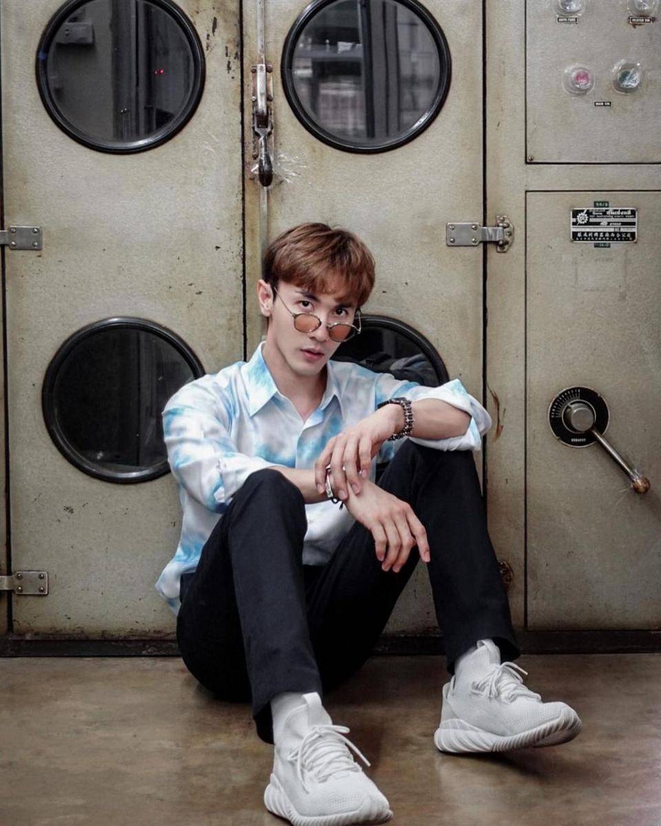 Nat Thewphaingan (Instagram.com/nat_thew)