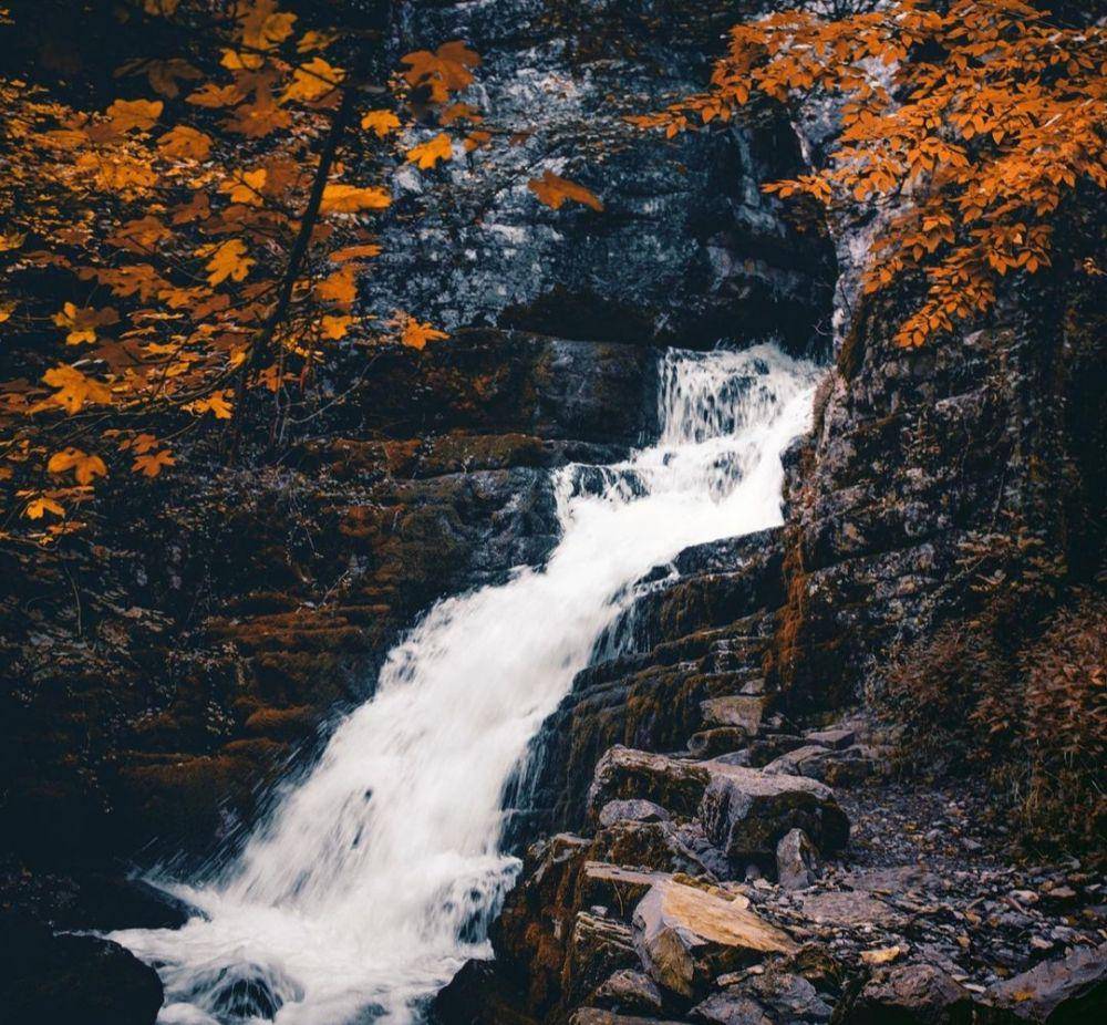Air Terjun Skaklya (Instagram.com/tito.yurukov)