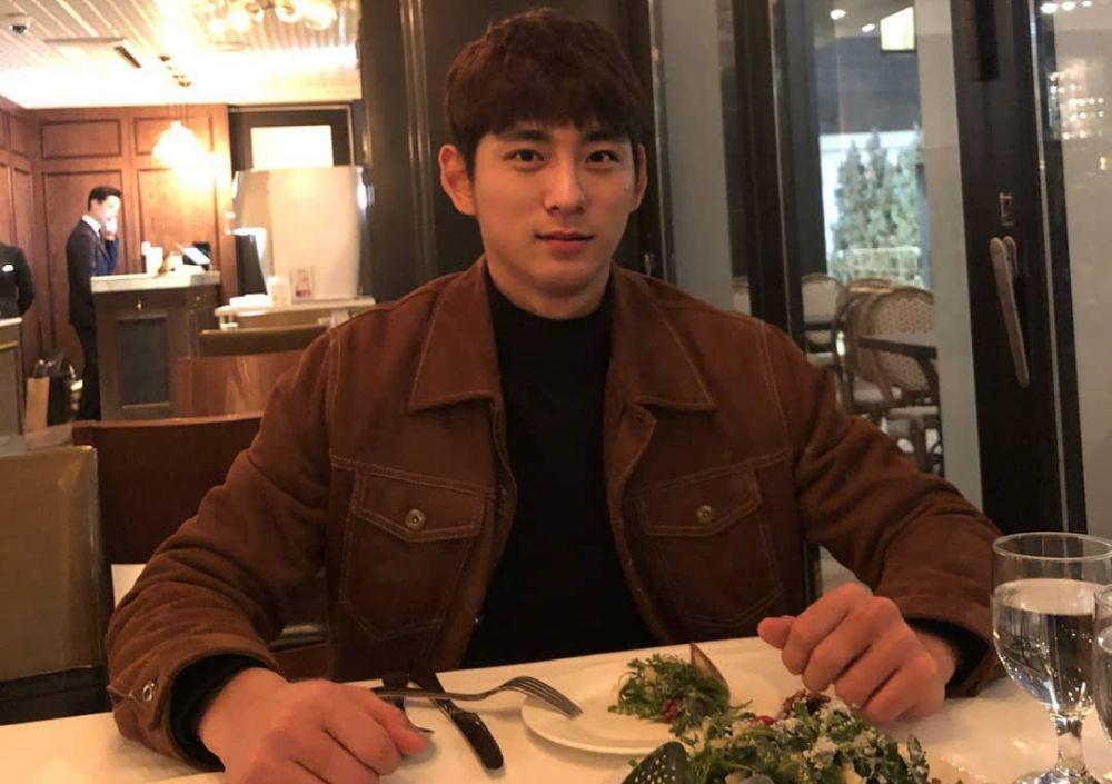 9 Pesona Lee Jung Hoo, Atlet Baseball Korea Selatan yang Super Menawan