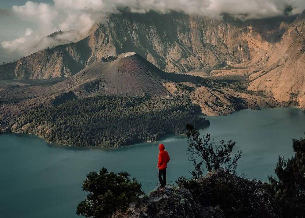 Gunung Rinjani (instagram.com/ryan.pikiq)
