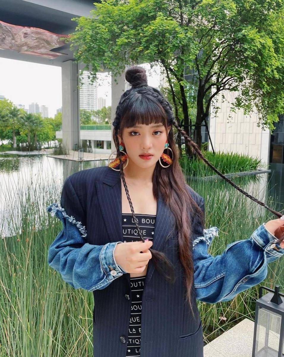 Minnie (G)I-DLE (instagram.com/min.nicha)