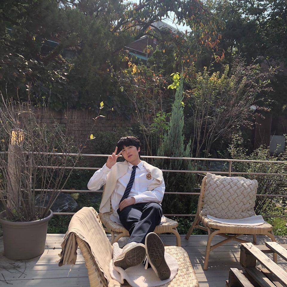 Chani SF9 (instagram.com/c_chani_i)
