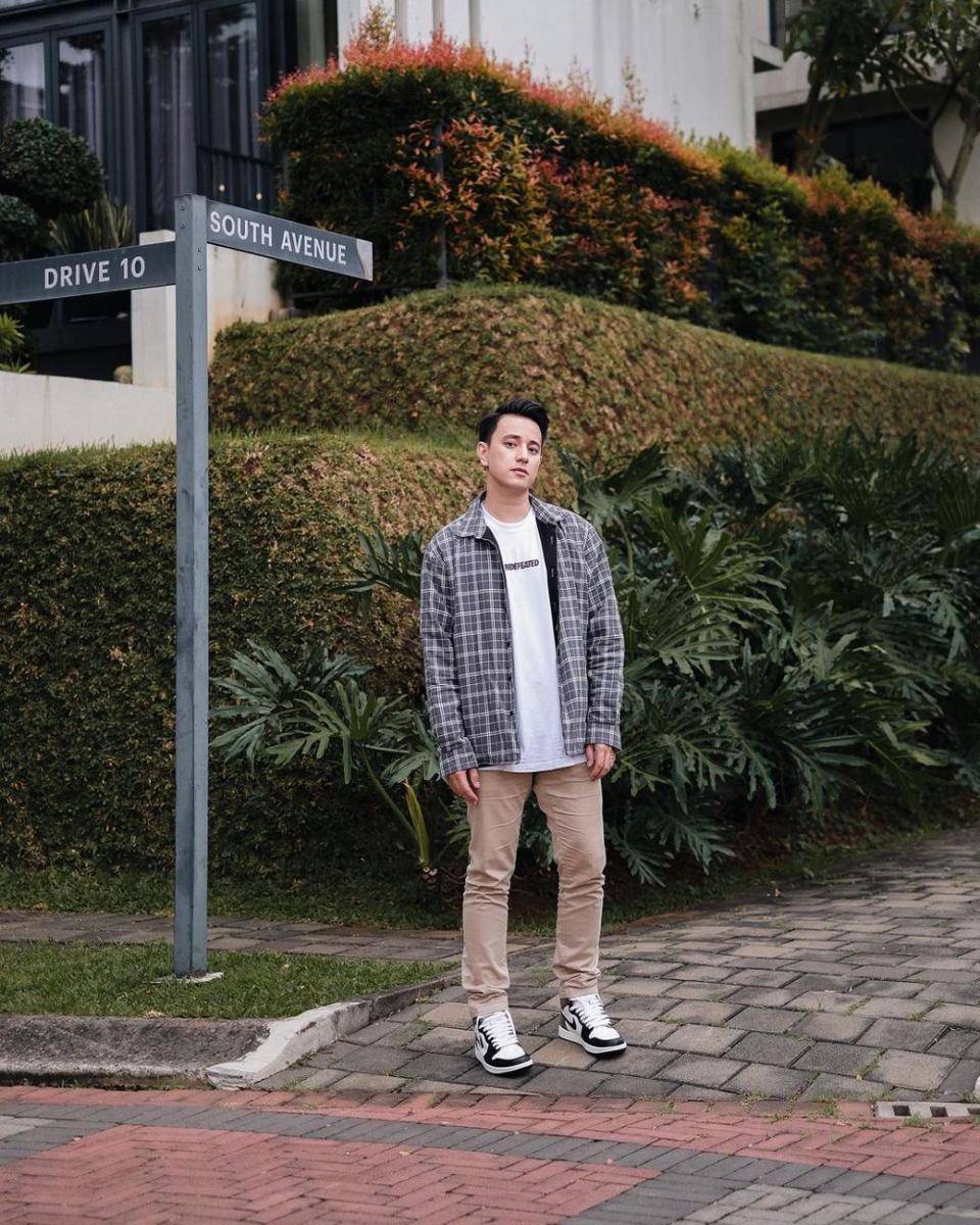 Billy Davidson (Instagram.com/billydavidson_)