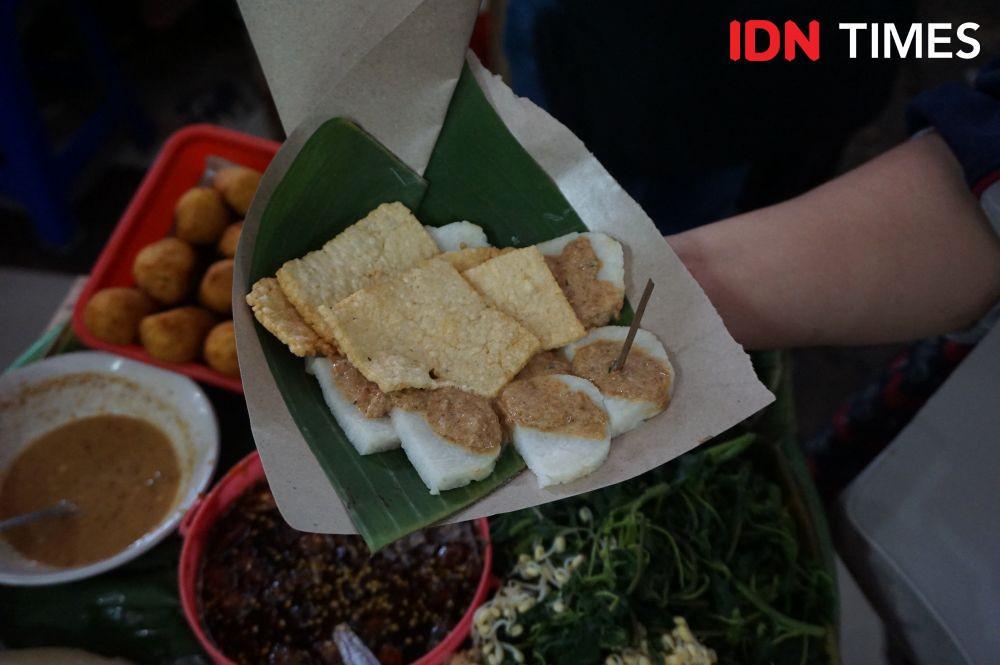 Jajanan Cabuk Rambak khas Solo. (IDN Times/Anggun Puspitoningrum)