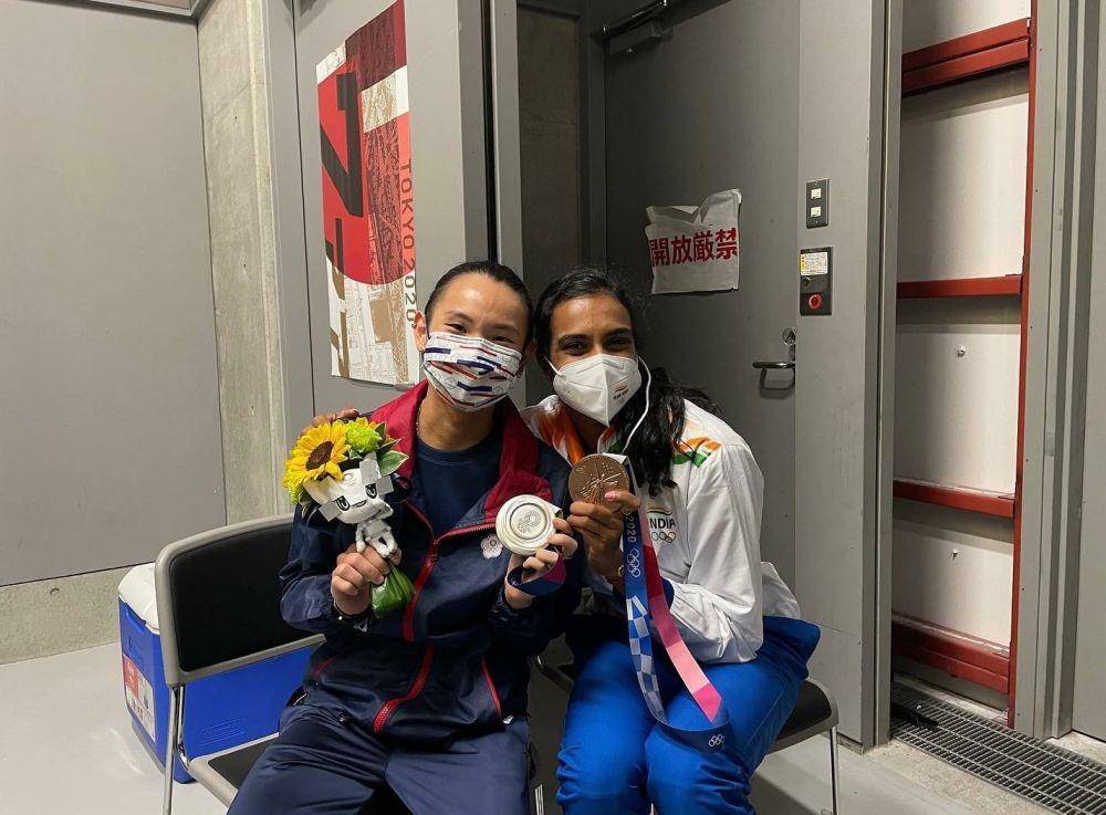 Persahabatan pemain bulu tangkis (instagram.com/tai_tzuying)