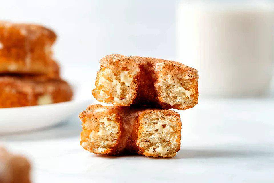 ilustrasi vanilla cream cronut (thespruceeats.com/Abbey Littlejohn)