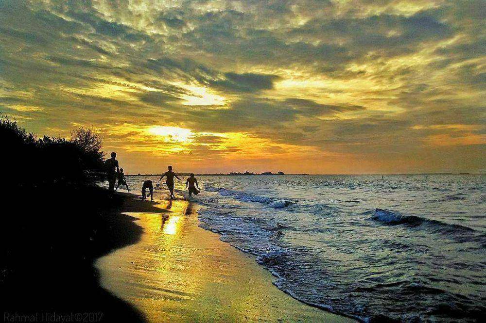 Pantai Ngebum (instagram.com/hptografi)