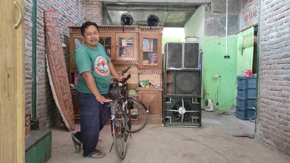 Saat korban diminta keterangan dirumahnya. IDN Times/Fad