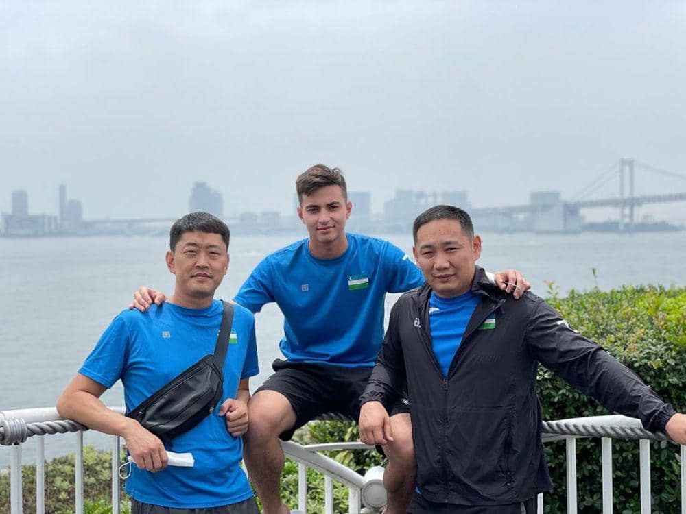 potret Ulugbek Rashitov dan pelatihnya (Instagram.com/ulugbekrashitov)