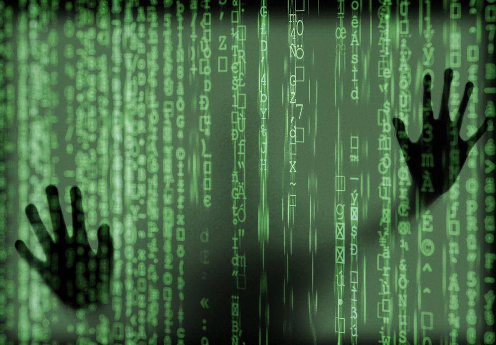 tetap waspada pada kekerasan online (pixabay.com)