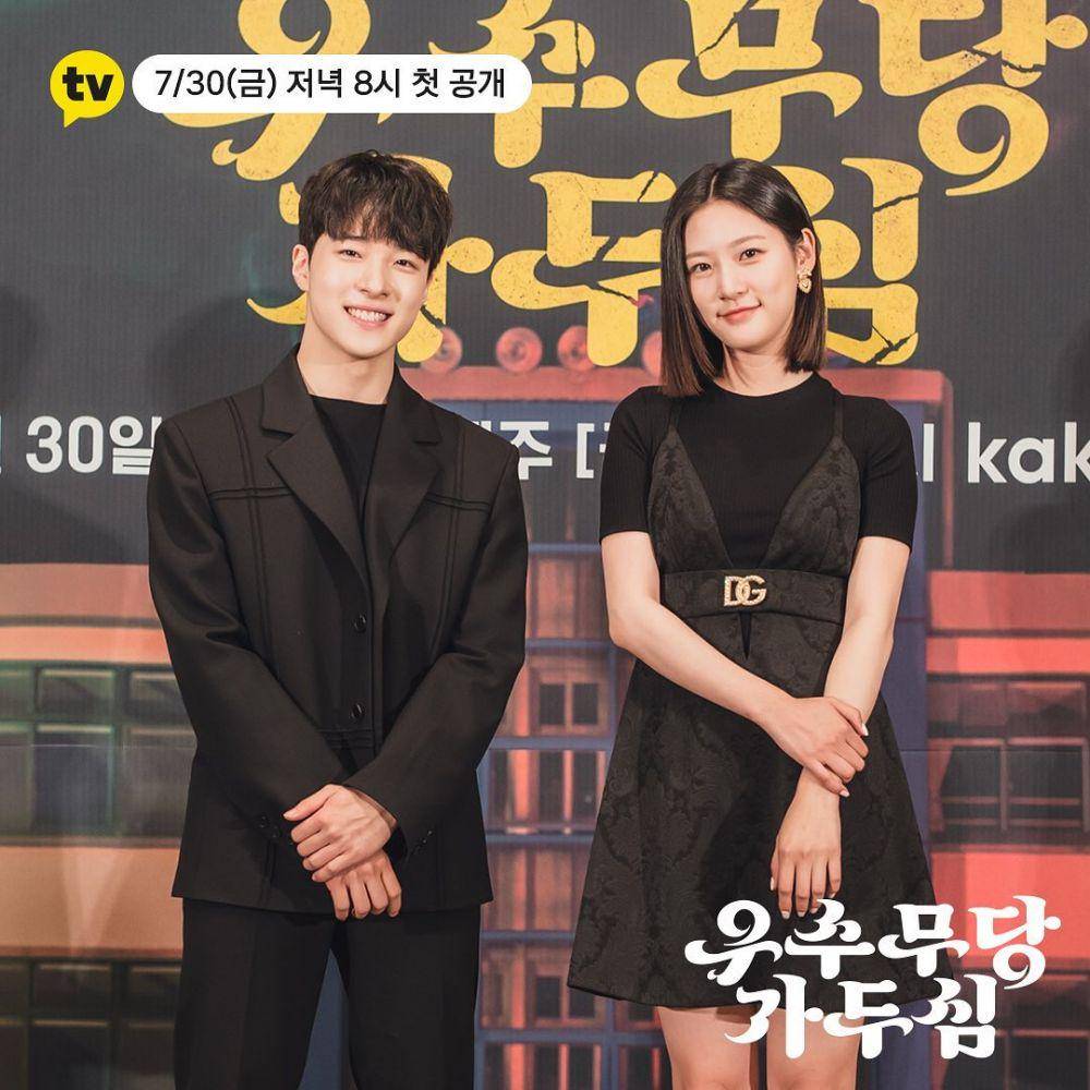 Nam Da Reum dan Kim Sae Ron di balik layar The Great Shaman Ga Doo Shim. (instagram.com/kakaotv.official)