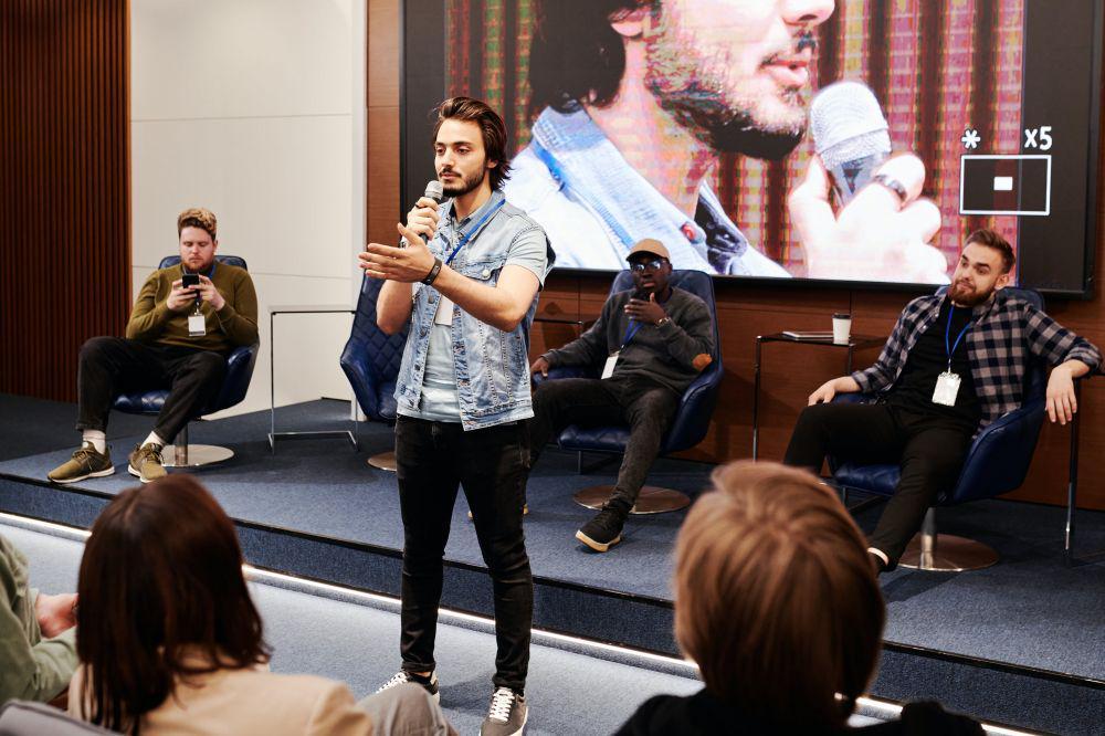 6 Cara Mengasah Kemampuan Public Speaking biar Gak Gampang Grogi