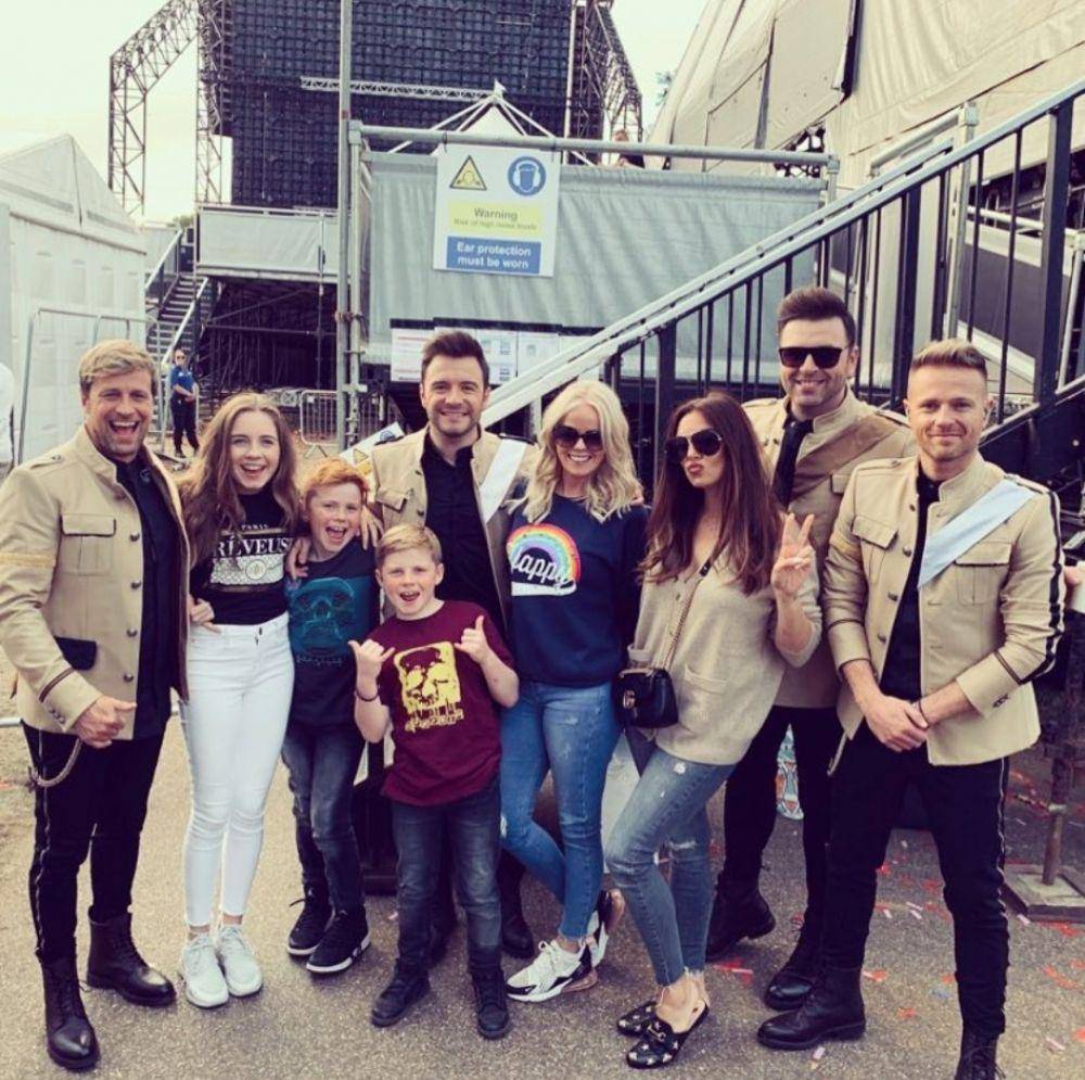 Keluarga Shane Filan bersama Westlife (instagram.com/gillianfilansligo)