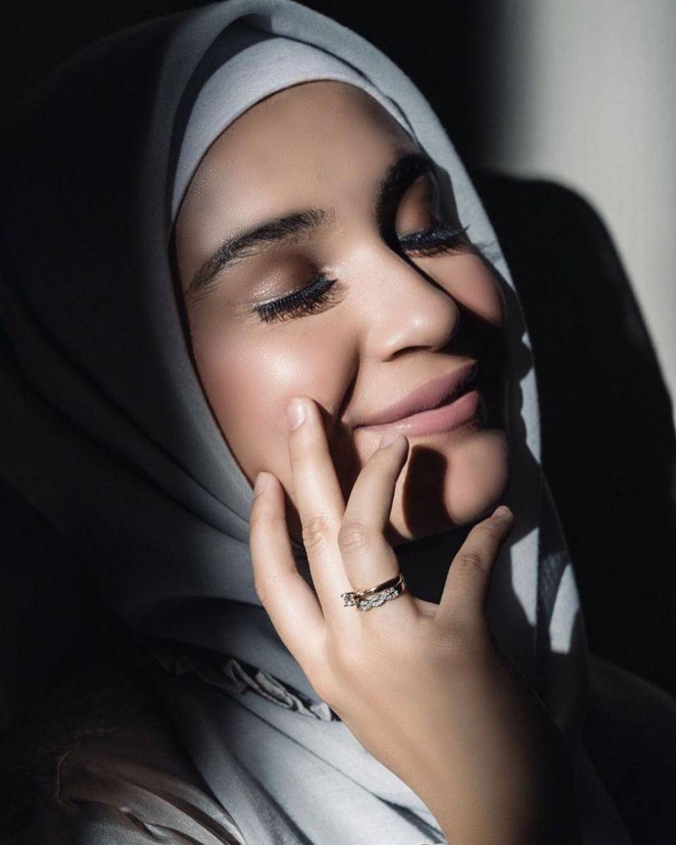 Shireen Sungkar (instagram.com/shireensungkar)